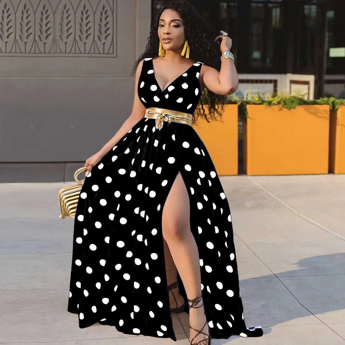 "Flawless Fit – Party Dresses That Flatter Your Figure in Style"